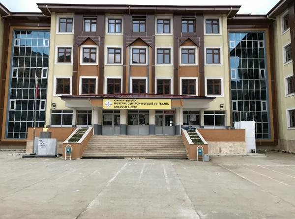 Ermenek Mustafa Demirok Mesleki ve Teknik Anadolu Lisesi Fotoğrafı